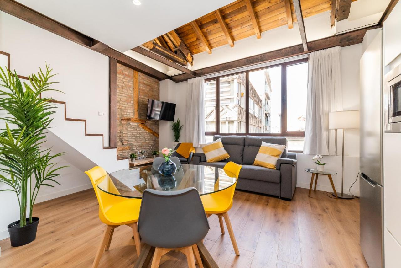 Wekey Homes Granada, Mesones Central Suites ภายนอก รูปภาพ