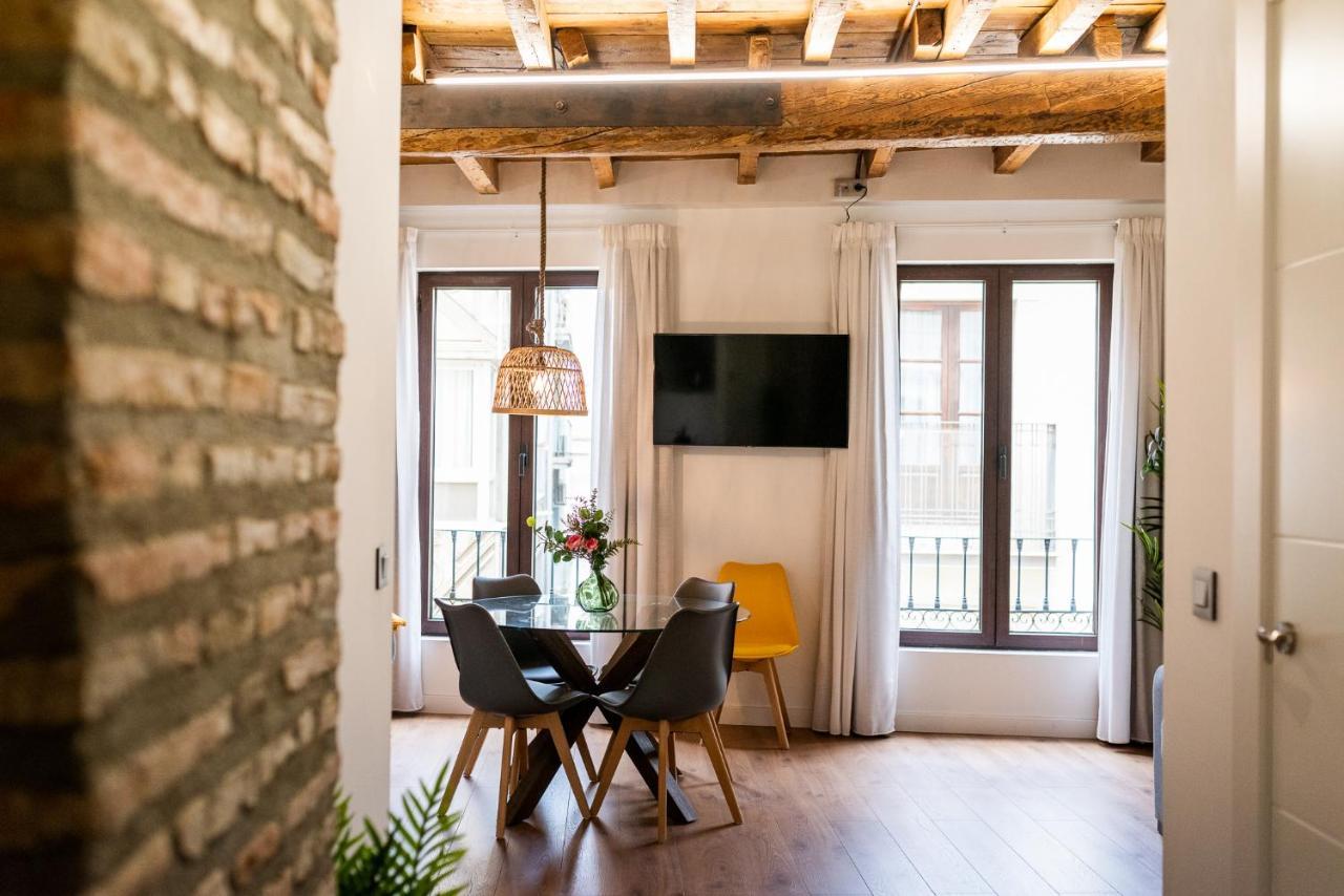Wekey Homes Granada, Mesones Central Suites ภายนอก รูปภาพ