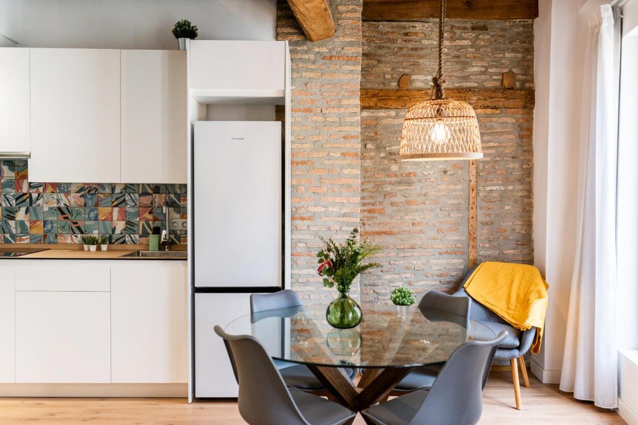 Wekey Homes Granada, Mesones Central Suites ภายนอก รูปภาพ